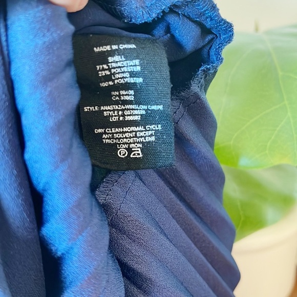 Theory Anastaza Winslow Crepe pleated tiered top in Sea Blue size small $295 - Picture 12 of 13